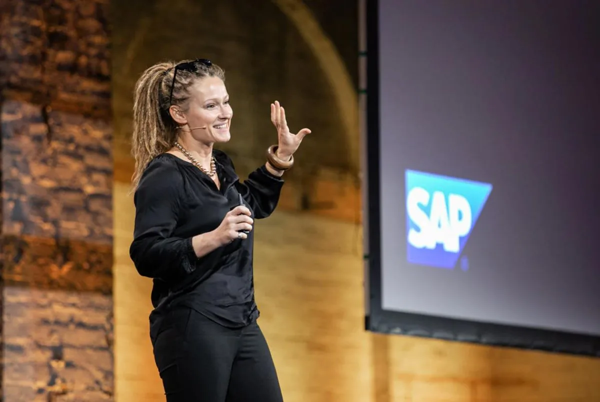 Adriana Marais on Twitter: ""When are we really moving to Mars? Theoretical  physicist & founder of #ProudlyHuman Dr Adriana Marais has dreamt of living  #OffWorld since childhood. Now she's leading a team